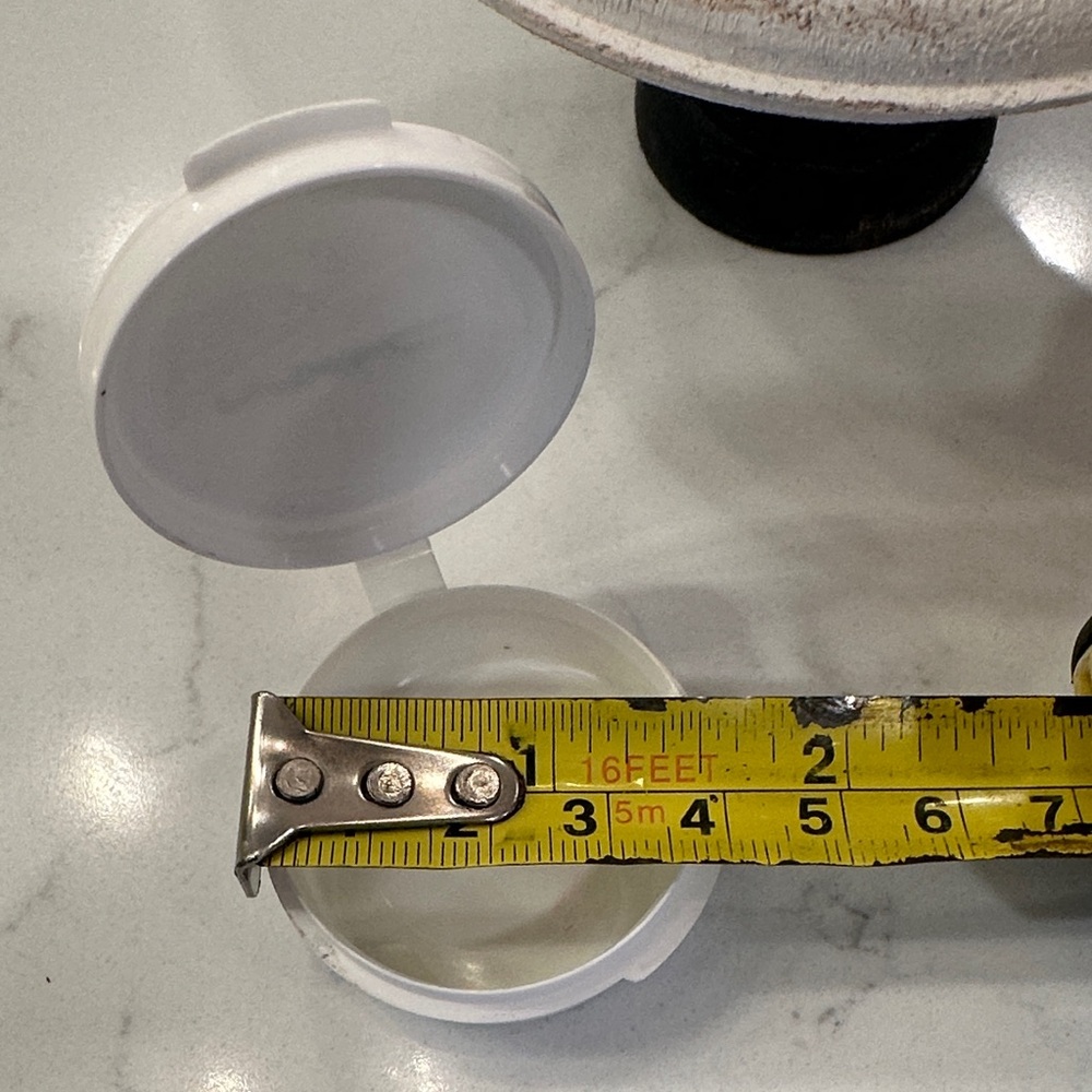 Vintage MAC White Refillable Compact Pods Set - Picture 7 of 7